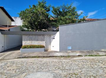 Casa · 240m² · 3 Quartos · Casa para aluguel - em Edson Queiroz