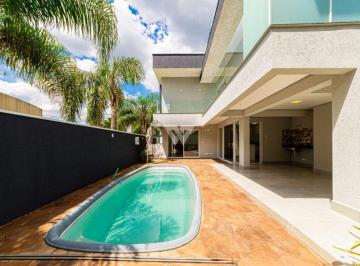 Casa de 3 quartos, Curitiba · Casa em Condomínio Fechado em Santa Felicidade | 353m² | 3 Suítes | Piscina | 5 Vagas
