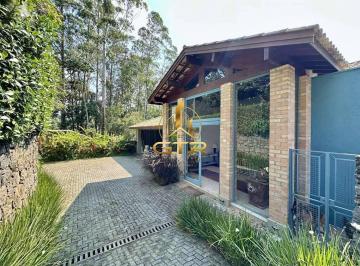 Casa · 457m² · 4 Quartos · 5 Vagas · Casa de Arquitetos em Condomínio na Granja Viana com 4 Suítes, Jardim e Espaços para Viver