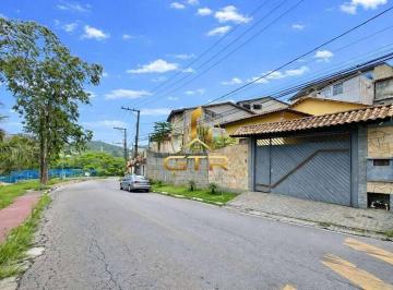 Casa · 280m² · 3 Quartos · 4 Vagas · Casa térrea à venda onde conforto e praticidade se encontram com 3 dormitórios, suíte e área gourmet