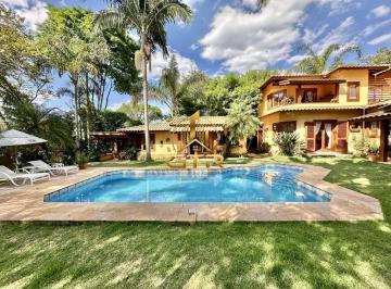 Casa · 1212m² · 4 Quartos · 2 Vagas · Casa de Alto Padrão na Granja Viana