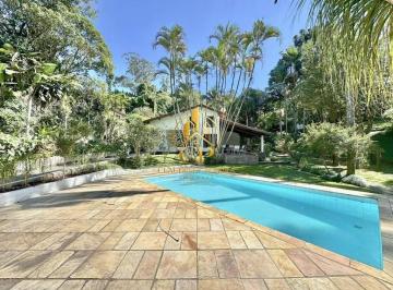 Casa · 2000m² · 3 Quartos · 8 Vagas · Casa Térrea Estilo Campo em Terreno de 2.000 m² com Piscina e Gourmet