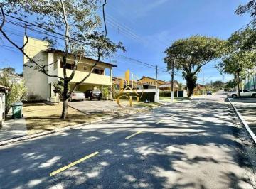 Casa · 380m² · 3 Quartos · 6 Vagas · Casa à venda no condomínio Nova Higienópolis com 3 dormitórios e lazer completo