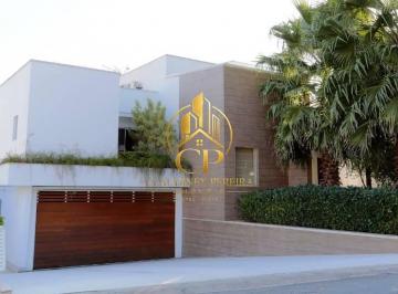 Casa · 530m² · 3 Quartos · 5 Vagas · Casa à Venda em Condomínio na Granja Viana com 3 Suítes e Piscina Aquecida