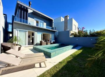 892431.jpg · Casa em Condominio 4 dormitorios - Bairro Atlantida