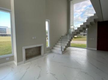 685103.jpg · Casa em Condominio 4 dormitorios - Bairro Atlantida
