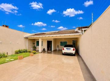 Casa de 5 quartos, Vicente Pires · CASA MODERNA VICENTE PIRES 3 QUARTOS EDICULA PISCINA AQUECIDA ÁREA GOURMET PORCELANATO ENERGIA SOLAR