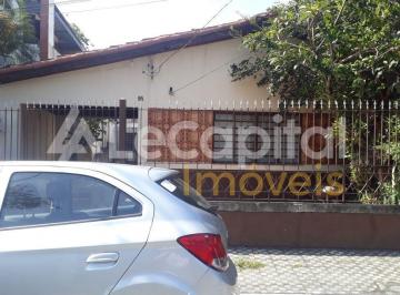 Casa · 240m² · 3 Quartos · 3 Vagas · Casa Terrea nas proximidades do Metro Jabaquara