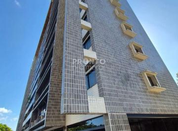 Apartamento de 4 quartos, Recife · Excelente apartamento em Apipucos com 241,38m².