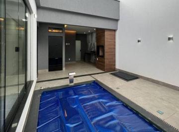 Casa de 3 quartos, São José dos Campos · Casa de 155 m² com 3 quartos à venda no Jardim Maringá