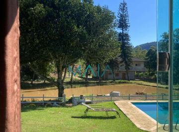 Rural de 4 quartos, Nazaré Paulista · Chácara para locação final de ano com piscina e lago para pesca.
