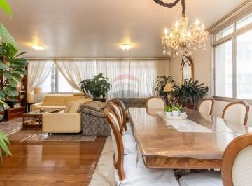 Apartamento · 180m² · 3 Quartos · 2 Vagas · Apartamento à venda no Itaim Bibi com 180m², 3 dormitórios (original 4), 1 suíte, 2 vagas por R$ 2.5