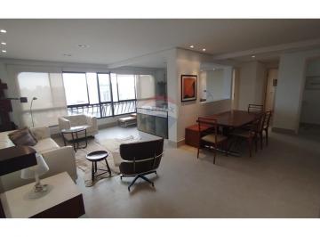 Apartamento · 123m² · 3 Quartos · 2 Vagas · Apartamento mobiliado e reformado com de 123m² 3 quartos, 3 banheiros, sala ampla e cozinha moderna.