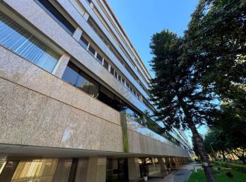 Apartamento de 3 quartos, Brasília · APARTAMENTO EXCLUSIVO À VENDA NA ASA NORTE SQN 203 3 QUARTOS VAZADO VISTA LIVRE REFORMADO