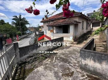 Casa · 135m² · 2 Quartos · 1 Vaga · Casa em Rua Arnaldo Mendes de Freitas - Jardim Emília - Embu-Guaçu/SP