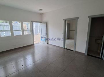 Casa · 140m² · 3 Quartos · 4 Vagas · Casa térrea a 200 metros do Metrô Saúde.