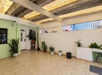 Casa · 1m² · 3 Quartos · 2 Vagas · Sobrado para venda em Vila Mariana de 1.00m² com 3 Quartos, 1 Suite e 2 Garagens
