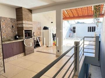 Casa · 196m² · 2 Quartos · 2 Vagas · Casa para venda em Jardim Itália de 196.00m² com 2 Quartos, 1 Suite e 2 Garagens