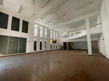 Comercial · 500m² · 7 Vagas · Prédio Comercial no Planalto Paulista, São Paulo-SP: 5 Banheiros, 7 Vagas de Gar