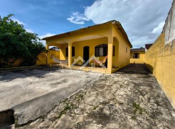 Casa · 147m² · 2 Quartos · 5 Vagas · Casa em Peruíbe