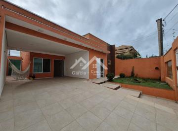 Casa · 180m² · 3 Quartos · 4 Vagas · Casa com piscina em Peruíbe