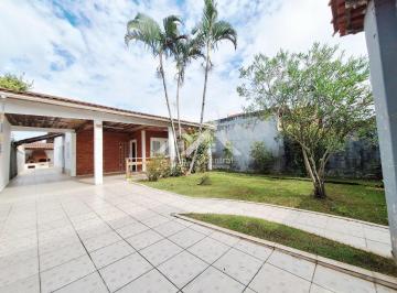 Casa · 162m² · 3 Quartos · 6 Vagas · Casa em Peruíbe