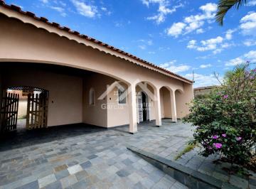 Casa · 160m² · 3 Quartos · 3 Vagas · Casa em Peruíbe