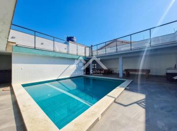 Casa · 357m² · 5 Quartos · 4 Vagas · Casa frente para o mar em Peruíbe