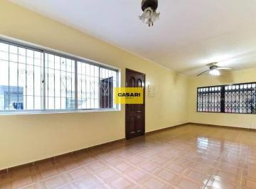 Casa · 310m² · 3 Quartos · 4 Vagas · Sobrado Espaçoso à Venda na Paulicéia, São Bernardo do Campo: Conforto, Espaço e