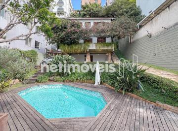 Piscina · Um refúgio exclusivo no Buritis, onde sofisticação, natureza e conforto se encontram.