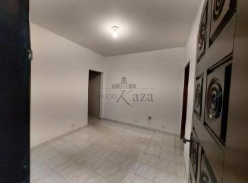 Casa · 155m² · 3 Quartos · 2 Vagas · Casa Geminada - Cidade Jardim - 3 Dormitórios - 155m².