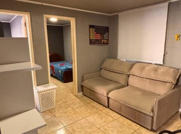 Apartamento · 39m² · 2 Quartos · 1 Vaga · Apartamento com 2 dormitórios, estacionamento rotativo e ótima localização