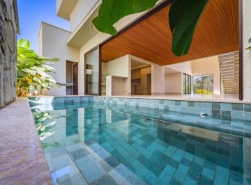 Casa · 264m² · 3 Quartos · 4 Vagas · Sobrado à venda no Jardins Capri com 3 suítes e 264 m², em Senador Canedo