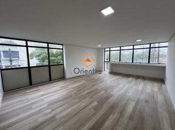 Comercial · 67m² · 1 Quarto · Sala comercial reformada e elevador no bairro Bom Fim.