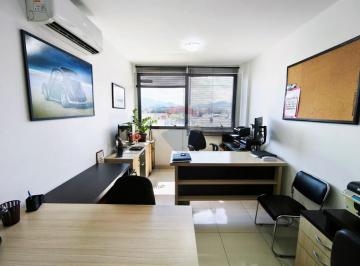 Comercial · 20m² · 1 Quarto · 1 Vaga · Sala Comercial para alugar em Taquara de 20.00m² com 1 Quarto e 1 Garagem