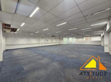 Comercial · 1640m² · 4 Vagas · Galpão / Depósito / Armazém para alugar em Centro de 1640.00m² com 4 Garagens
