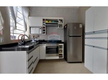 Casa · 214m² · 3 Quartos · 2 Vagas · Casa para venda em Vila Santana de 214.00m² com 3 Quartos, 1 Suite e 2 Garagens