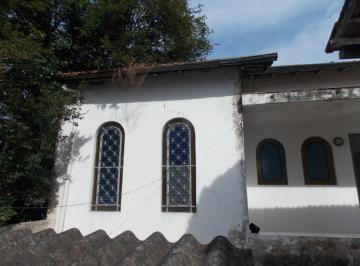 Casa de 3 quartos, Caçapava · Ampla Residência com Salão e 3 Vagas de Garagem
