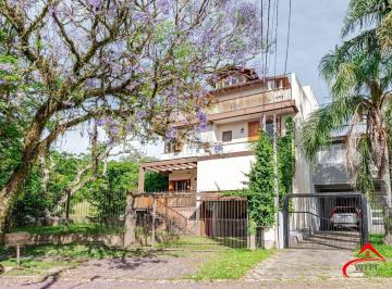 Casa · 283m² · 3 Quartos · 2 Vagas · Excelente casa de 3 quartos, 1 suíte e 2 vagas no bairro Ipanema!