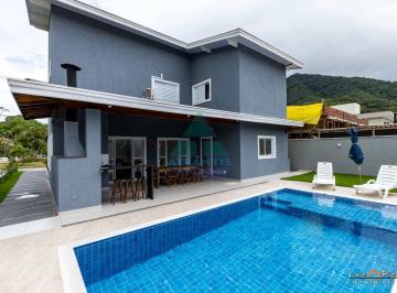 Casa · 210m² · 5 Quartos · 5 Vagas · Casa para venda em Lagoinha - Condomínio Capitanias de 210.00m² com 5 Quartos, 5 Suites e 5 Garagens