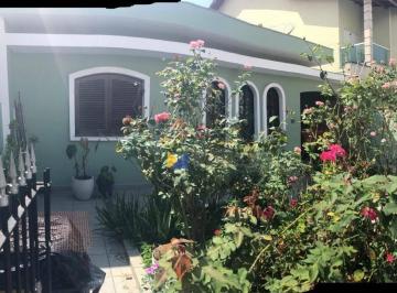 Casa · 215m² · 2 Quartos · 2 Vagas · Casa para venda em Jardim Barbosa de 215.00m² com 2 Quartos e 2 Garagens