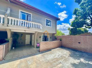 Casa · 97m² · 3 Quartos · 2 Vagas · Sobrado para venda em Xaxim de 96.93m² com 3 Quartos, 1 Suite e 2 Garagens