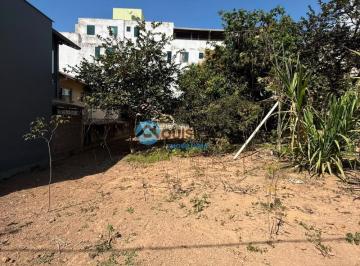 Terreno · 360m² · Lote inteiro