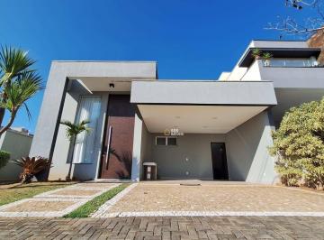 Casa · 165m² · 3 Quartos · 4 Vagas · Casa de Condomínio para venda em Condomínio Vita Verdi de 165.00m² com 3 Quartos, 3 Suites e 4 Garag