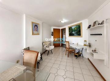 Apartamento de 3 quartos, Águas Claras · Apartamento de 3 quartos sendo 1 suíte com varanda em Águas Claras