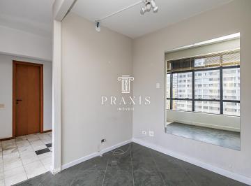Comercial · 42m² · Sala Comercial, 42,61m², Edifício Bate