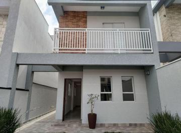 Casa de 3 quartos, Santana de Parnaíba · Casa de 150 m² com 3 SUÍTES à venda na Chácara Jaguari