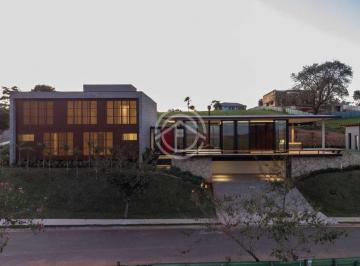 Casa · 664m² · 5 Quartos · 8 Vagas · Casa em Condomínio : Sobrado / Residencial / Loteamento Fazenda Dona Carolina