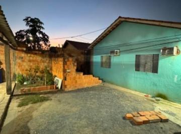 Foto 01 · Imperdível: Casa à venda em Cuiabá-MT, bairro São Francisco, 2 quartos, 80m², 3 vagas de garagem!