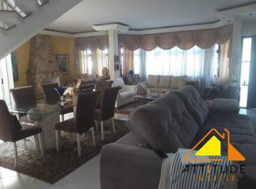 Casa · 320m² · 3 Quartos · 6 Vagas · Sobrado para venda em Dos Casa de 320.00m² com 3 Quartos, 3 Suites e 6 Garagens